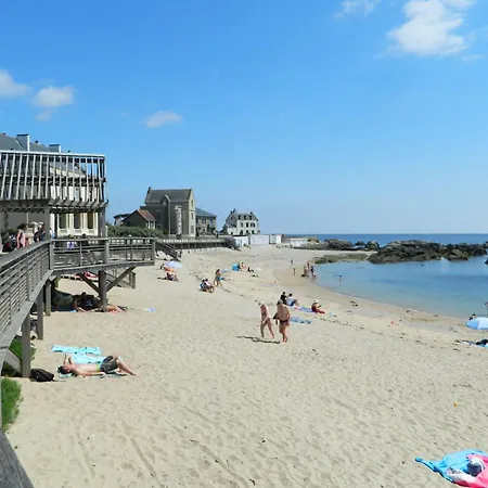 Kael Ar Martoled لو كروازيك